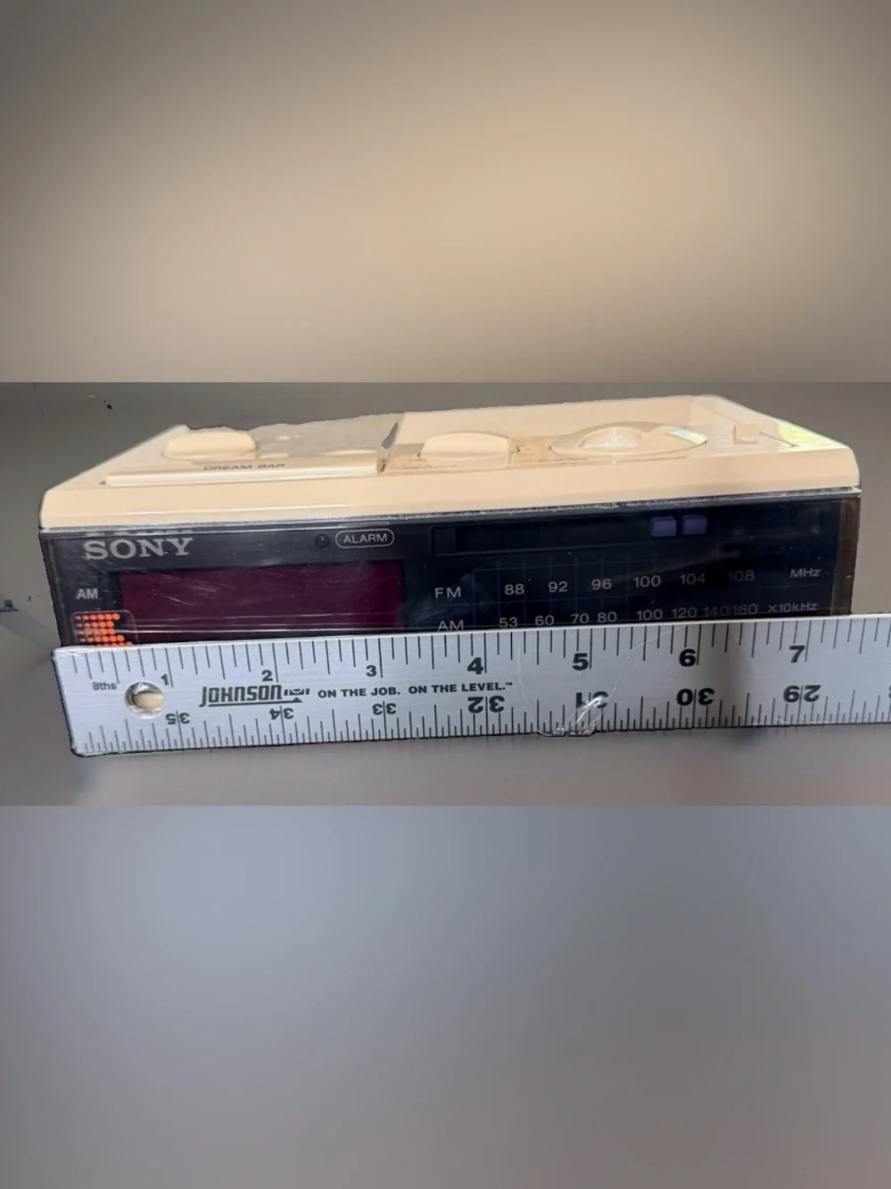 Vintage 80's Sony Dream Machine FM/AM Digital Clock Radio Alarm  ICF-C3W